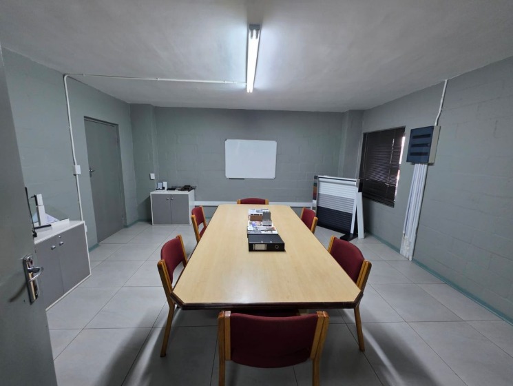 To Let commercial Property for Rent in Onverwacht Western Cape